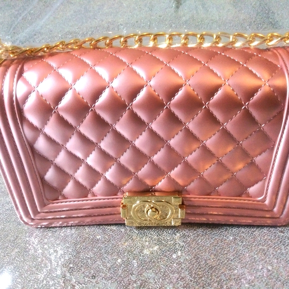 Pattern Handbags - Picture 2 of 6